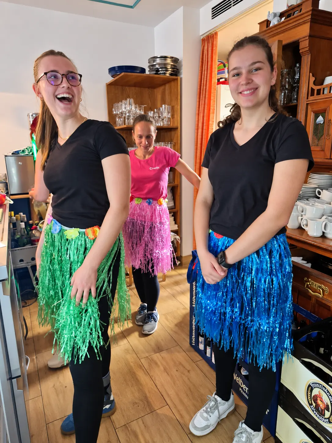 Impression von vergangenen Events im Café Postillion: Unser Team feiert mit