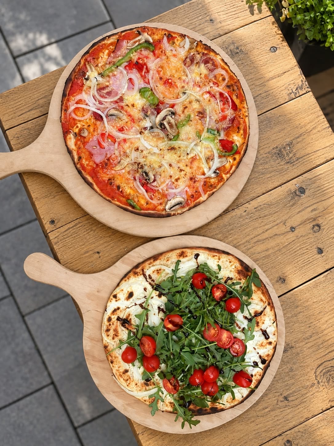 Impression von vergangenen Events im Café Postillion: UNSERE FRISCHEN PIZZEN