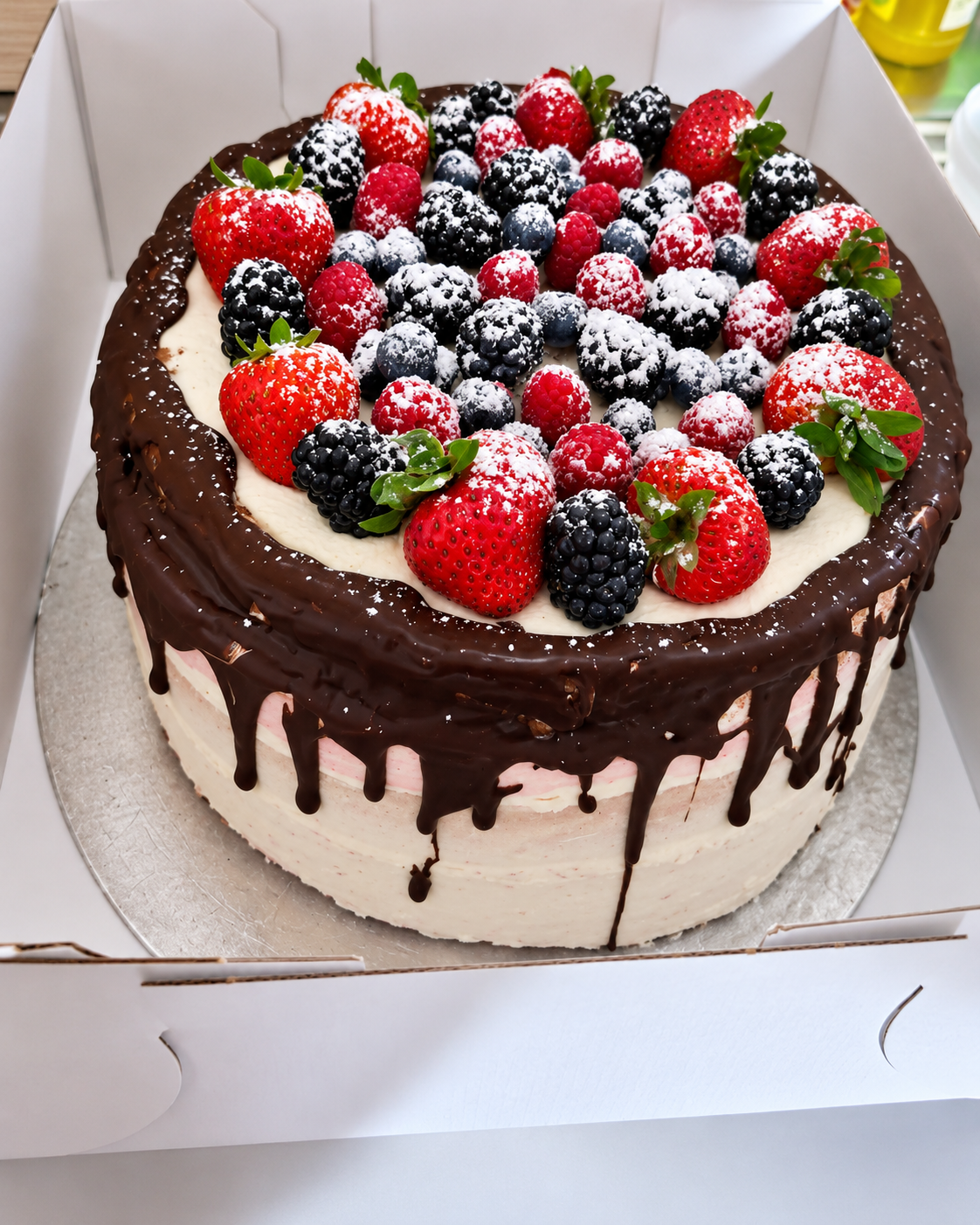 Impression von vergangenen Events im Café Postillion: Torte mit Beeren
